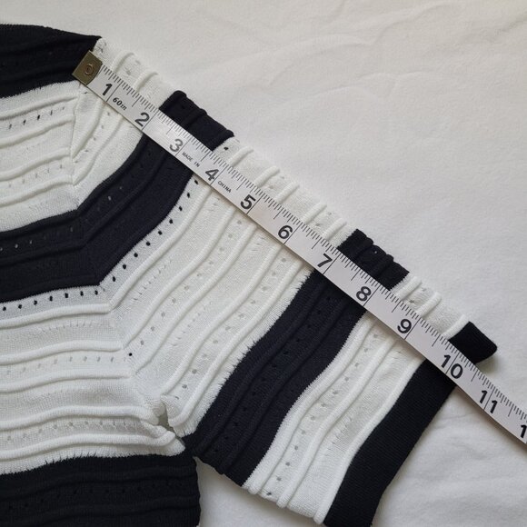 Nanette Lepore Short Sleeve White & Black Striped Sweater Womens Size Small - Picture 8 of 10